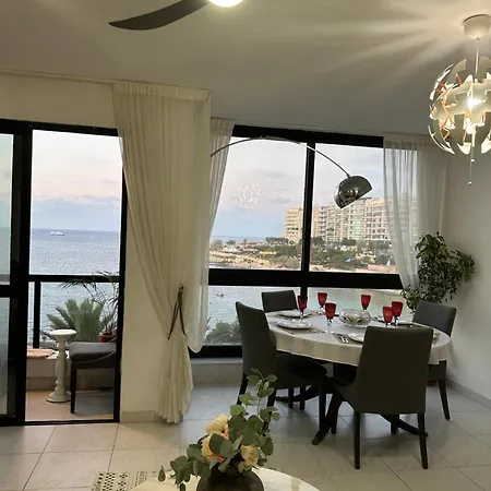 Apartamento Seafront Spacious Family With Balcony *